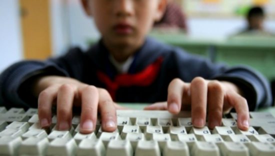 Garante Ue: ‘Tutela privacy anche in indagini di pedofilia’. Ma è scontro con la Commissione Ue