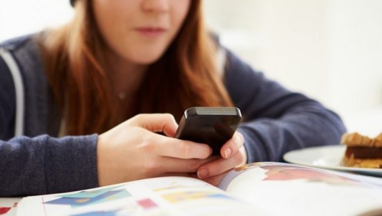 Didattica online e sorveglianza, i software che spiano gli studenti. Il report