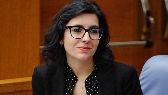 Furbetti del cartellino, Dadone: ‘Sì alle telecamere. No alle impronte digitali’