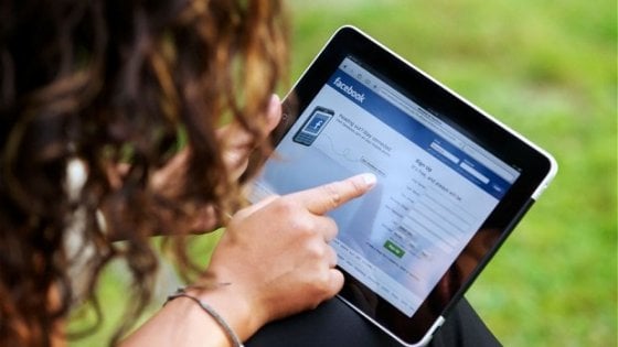 Profili donne single copiati da facebook
